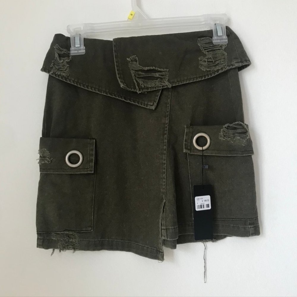 [LF] Carmar Distress Green Cargo Skirt